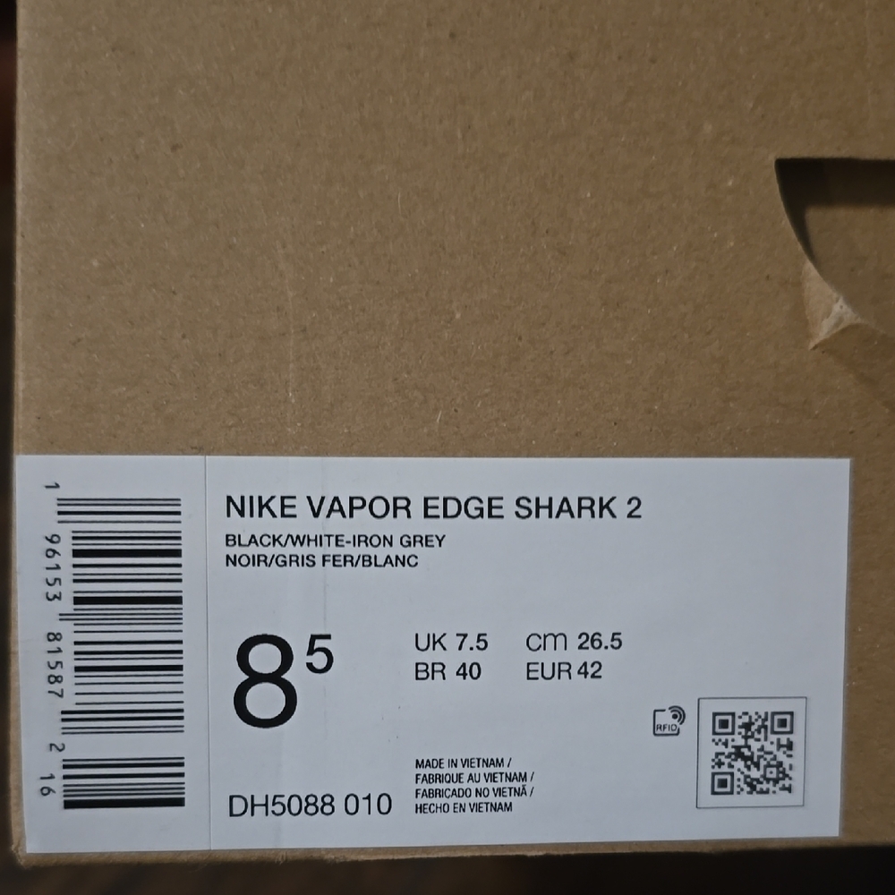 Nike Vapor Edge Shark 2 Football Cleats